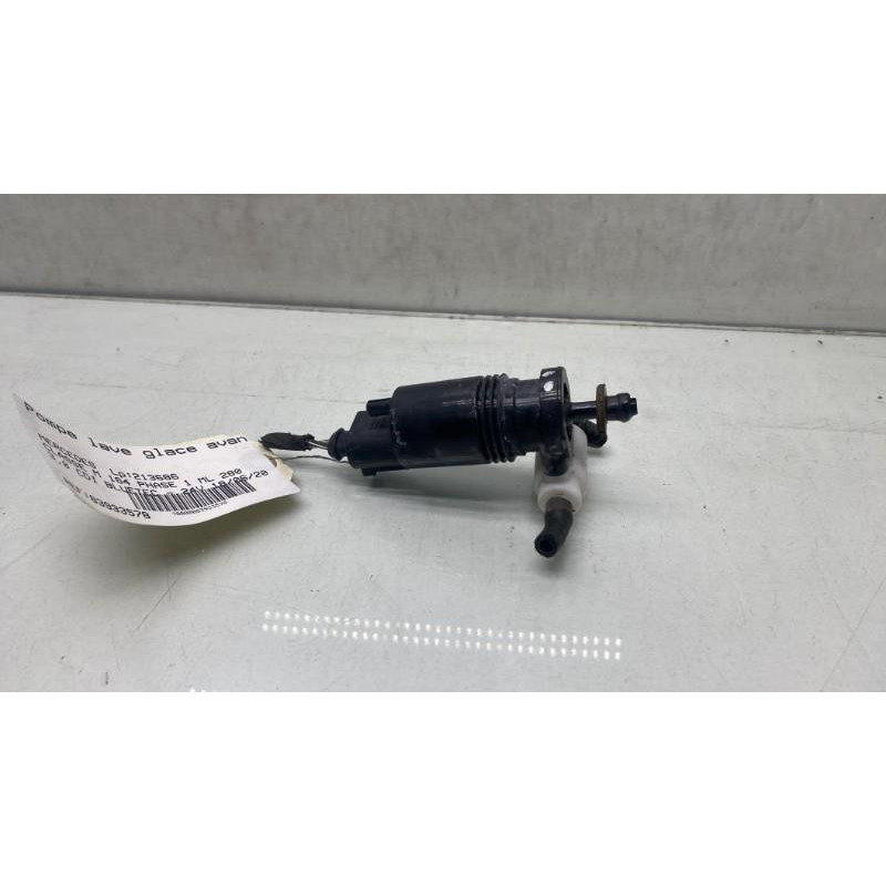 Pompe lave glace avant MERCEDES CLASSE M 164 Photo n°1