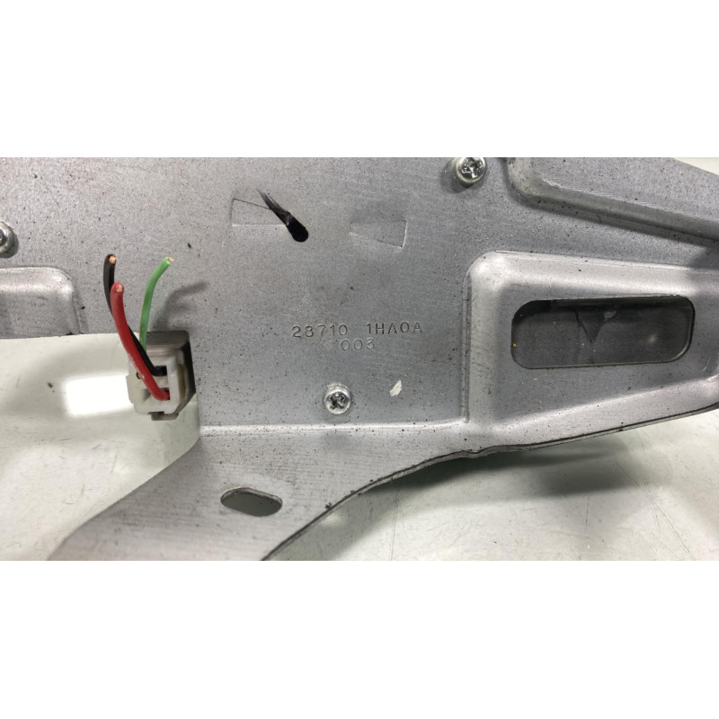 Moteur essuie glace arriere NISSAN MICRA 4 Photo n°4