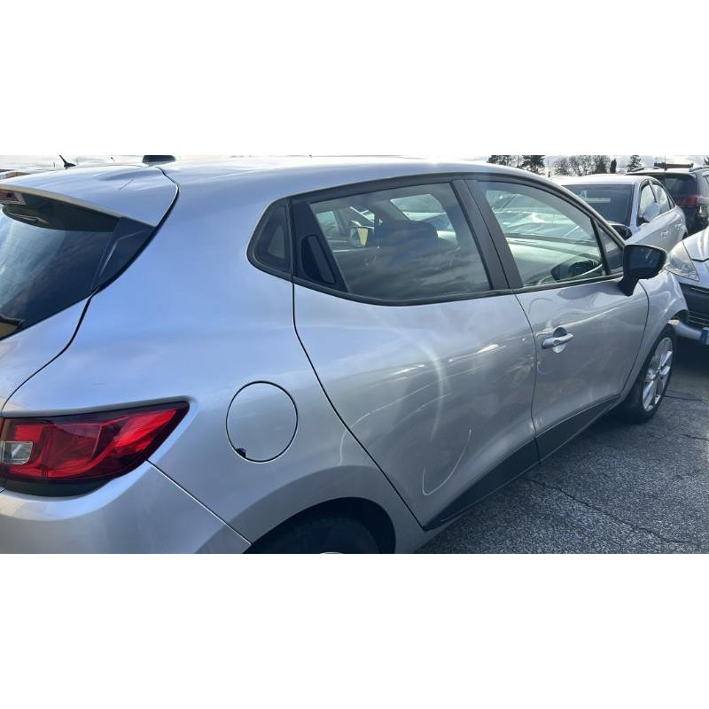 Feu arriere secondaire droit (feux) RENAULT CLIO 4 Photo n°4