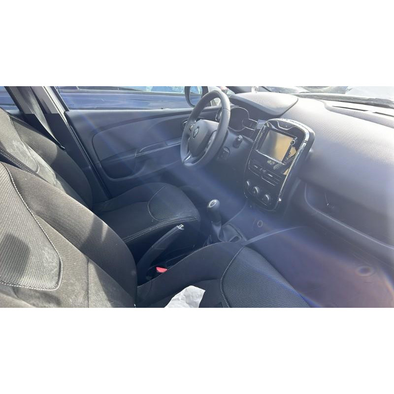 Feu arriere secondaire droit (feux) RENAULT CLIO 4 Photo n°5