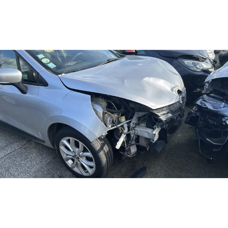 Feu arriere secondaire droit (feux) RENAULT CLIO 4 Photo n°11