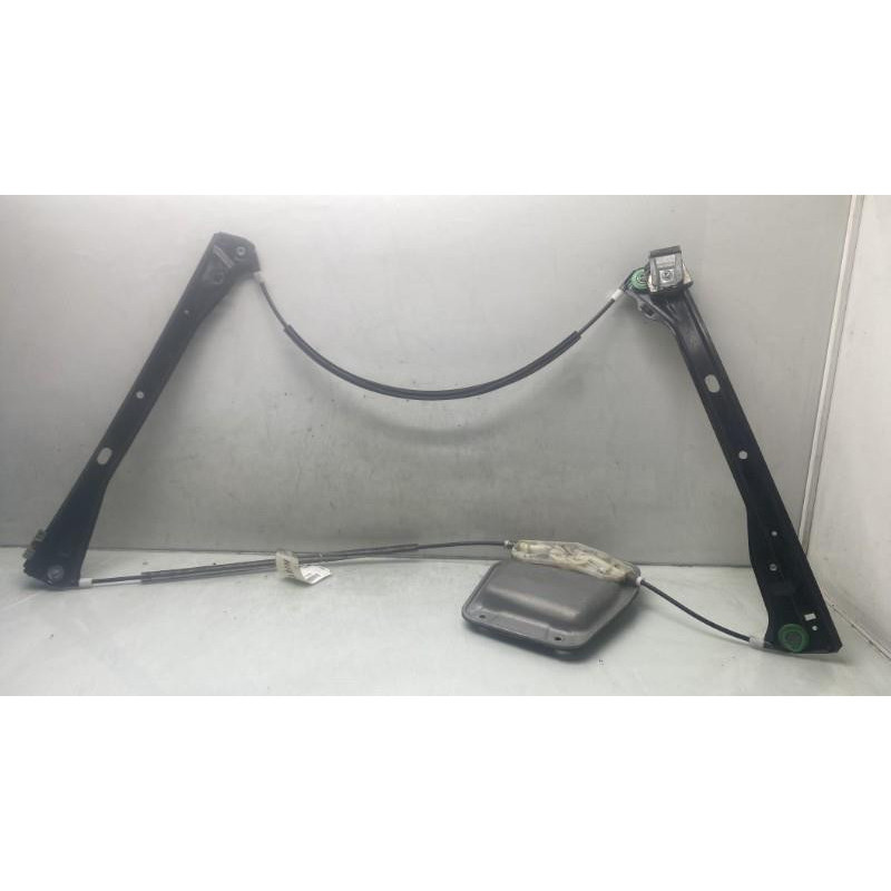 Leve vitre electrique avant droit VOLKSWAGEN GOLF 5 Photo n°7