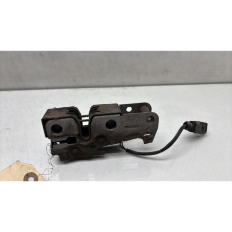 Fermeture de capot SKODA SUPERB 2