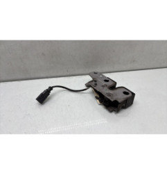 Fermeture de capot SKODA SUPERB 2