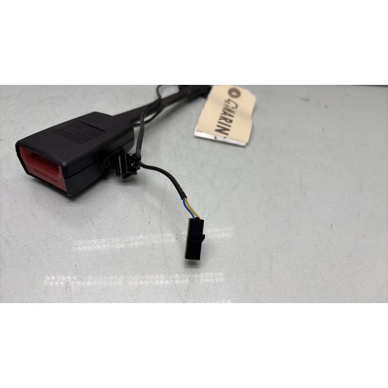 Attache ceinture avant droit SKODA SUPERB 2 Photo n°4