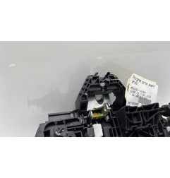 Poignee porte avant droit MERCEDES CLASSE CLA 117