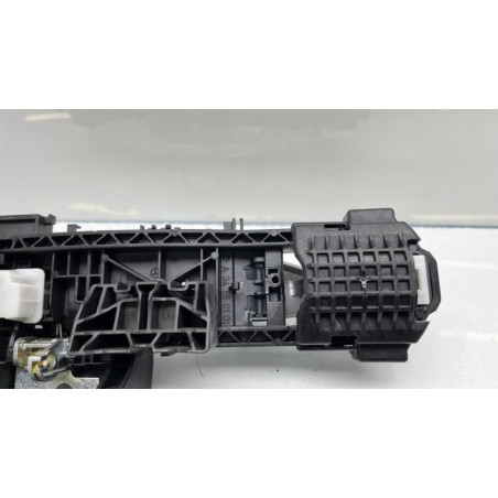 Poignee porte avant gauche MERCEDES CLASSE CLA 117