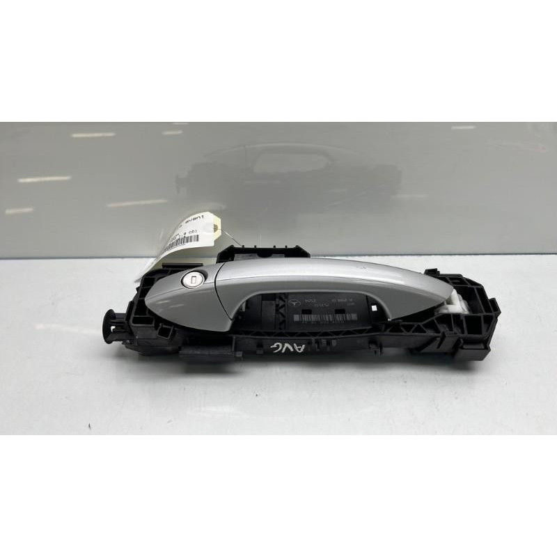 Poignee porte avant gauche MERCEDES CLASSE CLA 117 Photo n°4