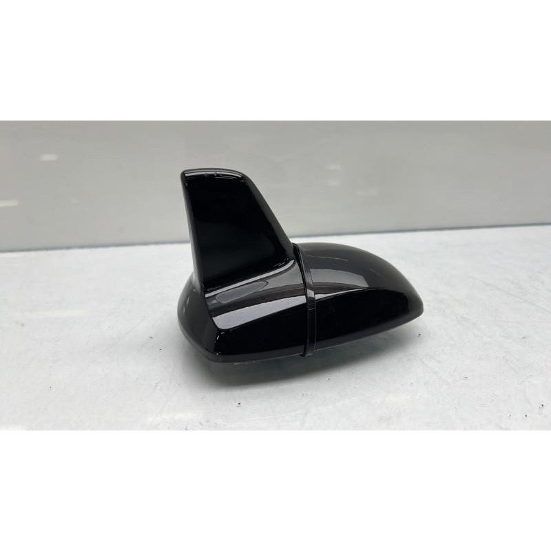 Antenne MERCEDES CLASSE CLA 117 Photo n°2