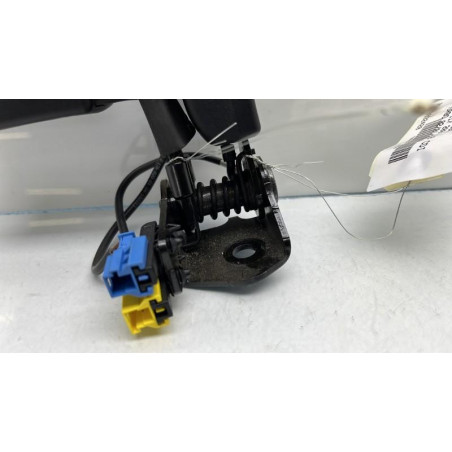 Attache ceinture arriere droit MERCEDES CLASSE CLA 117 Photo n°1