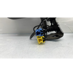 Attache ceinture arriere droit MERCEDES CLASSE CLA 117