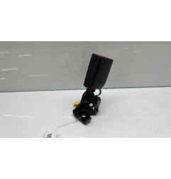 Attache ceinture arriere gauche MERCEDES CLASSE CLA 117