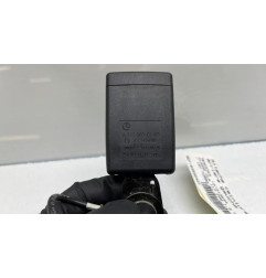 Attache ceinture arriere gauche MERCEDES CLASSE CLA 117