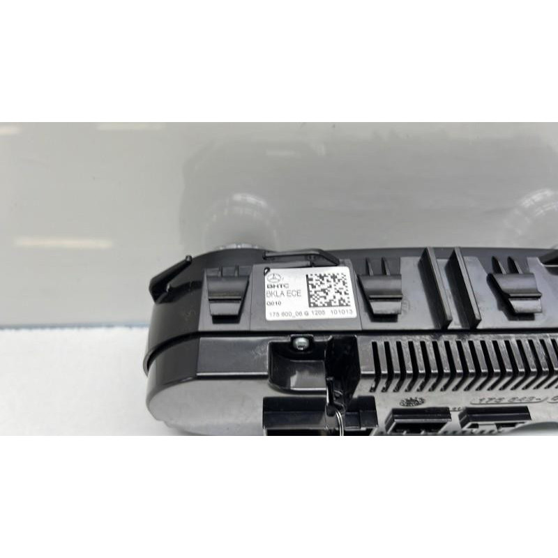 Commande chauffage MERCEDES CLASSE CLA 117 Photo n°2
