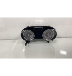 Compteur MERCEDES CLASSE CLA 117 Photo n°1