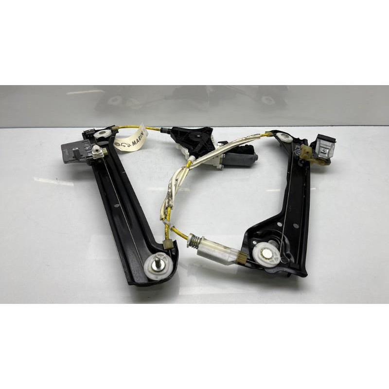 Leve vitre electrique arriere droit MERCEDES CLASSE CLA 117 Photo n°8