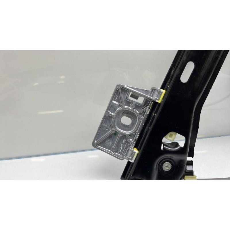 Leve vitre electrique avant droit MERCEDES CLASSE CLA 117 Photo n°6