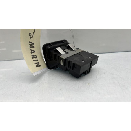 Poignee electrique frein a main MERCEDES CLASSE CLA 117