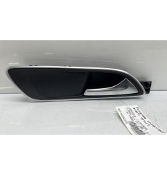 Poignee interieur avant droit MERCEDES CLASSE CLA 117