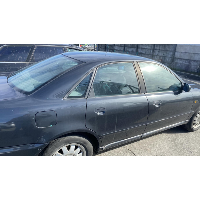 Feu arriere principal droit (feux) AUDI A4 1 Photo n°16