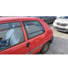 Aile avant droit PEUGEOT 106