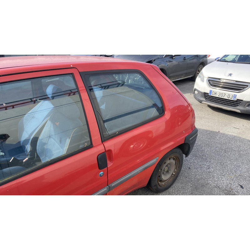 Aile avant droit PEUGEOT 106 Photo n°8