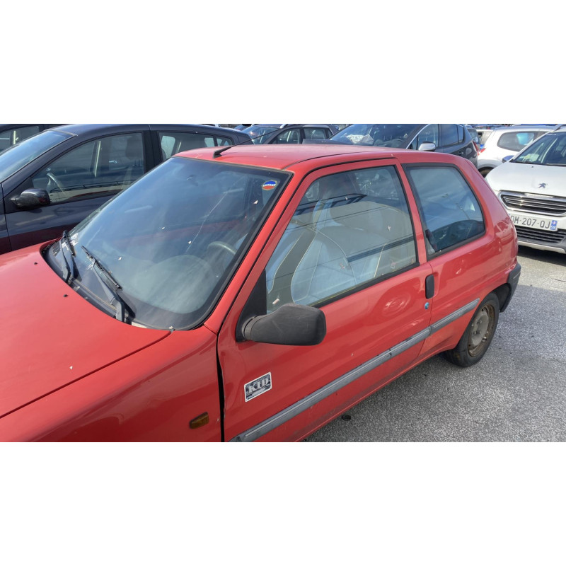 Aile avant droit PEUGEOT 106 Photo n°15