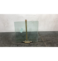 Vitre avant droit CITROEN AX