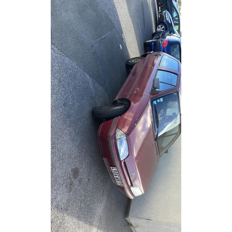 Vitre avant droit CITROEN AX Photo n°8