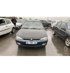 Pare choc avant PEUGEOT 106