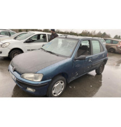 Pare choc avant PEUGEOT 106