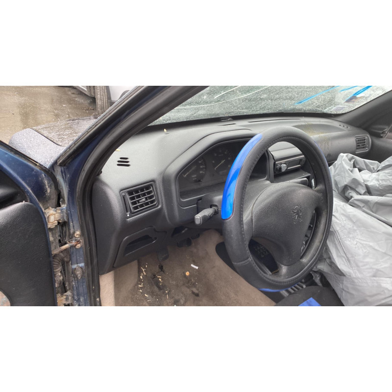 Porte arriere gauche PEUGEOT 106 Photo n°15
