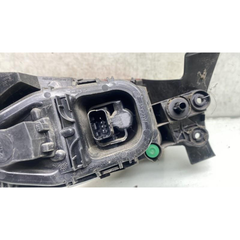 Feu arriere principal droit (feux) RENAULT CLIO 4 Photo n°1