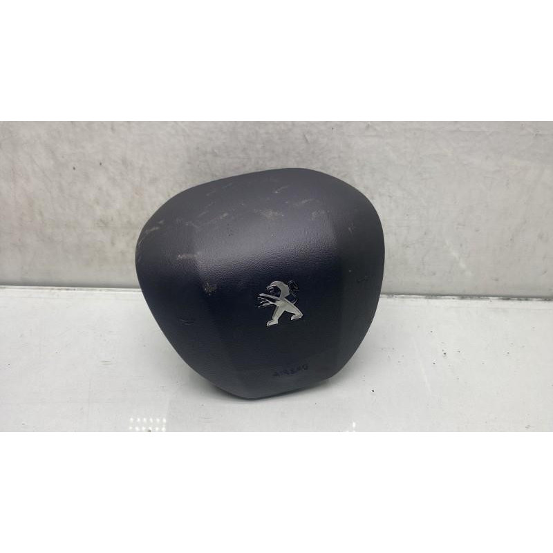 Air bag conducteur PEUGEOT 2008 1 Photo n°3
