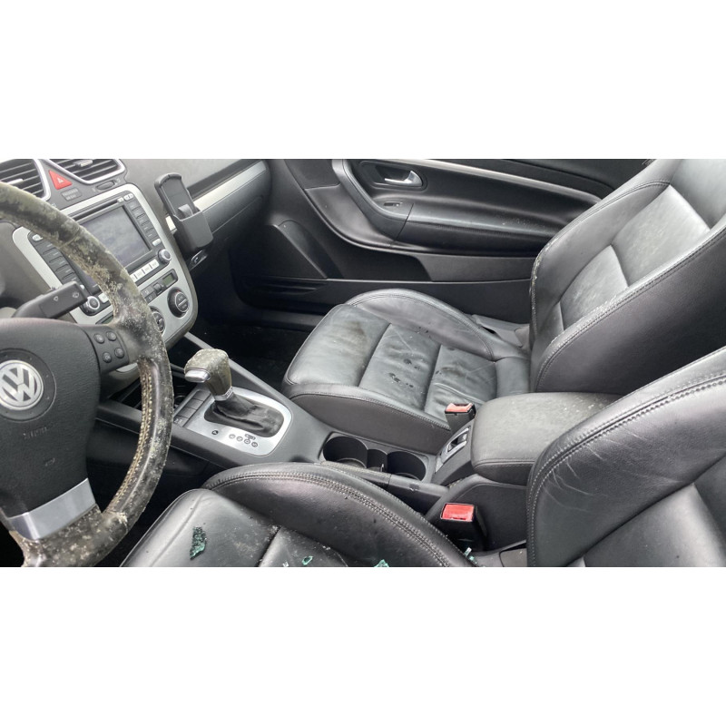 Anti brouillard droit (feux) VOLKSWAGEN EOS Photo n°20