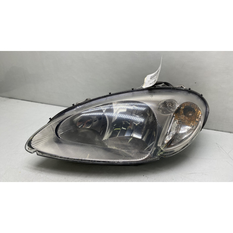 Optique avant principal gauche (feux)(phare) CHRYSLER PT CRUISER Photo n°1