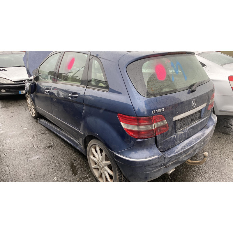 Feu arriere principal droit (feux) MERCEDES CLASSE B 245 Photo n°9