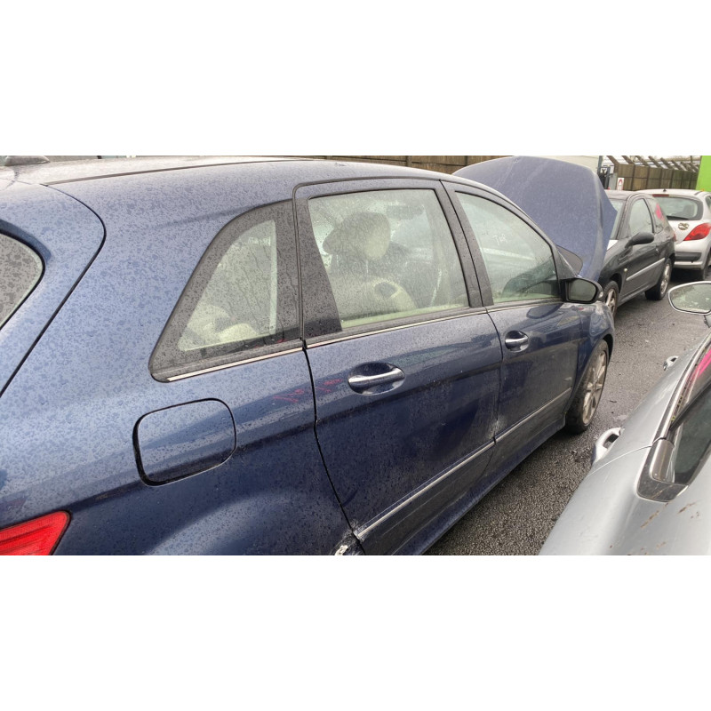 Feu arriere principal droit (feux) MERCEDES CLASSE B 245 Photo n°15
