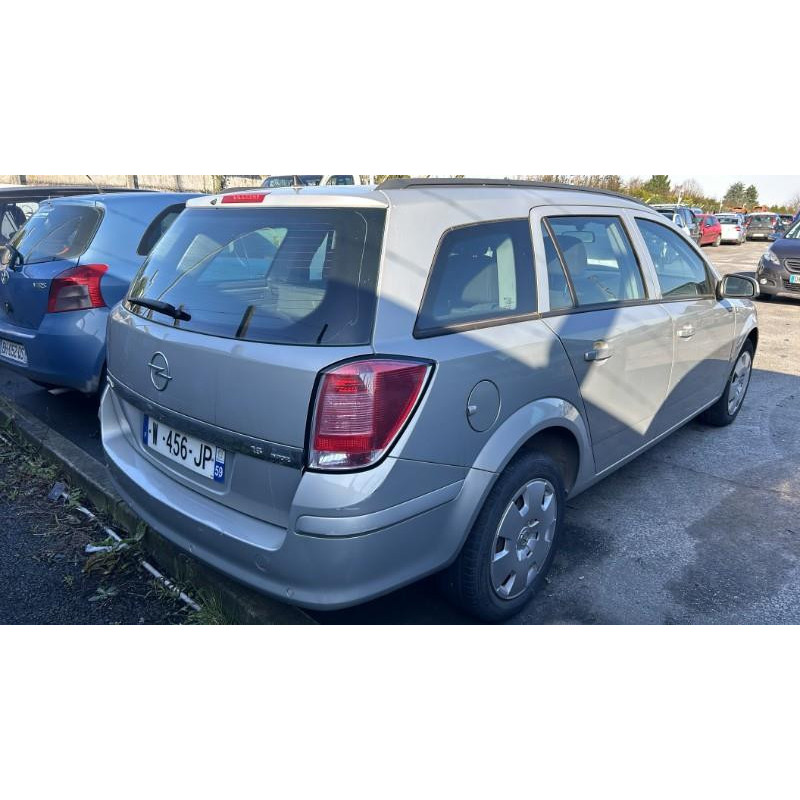 Moteur OPEL ASTRA H Photo n°8