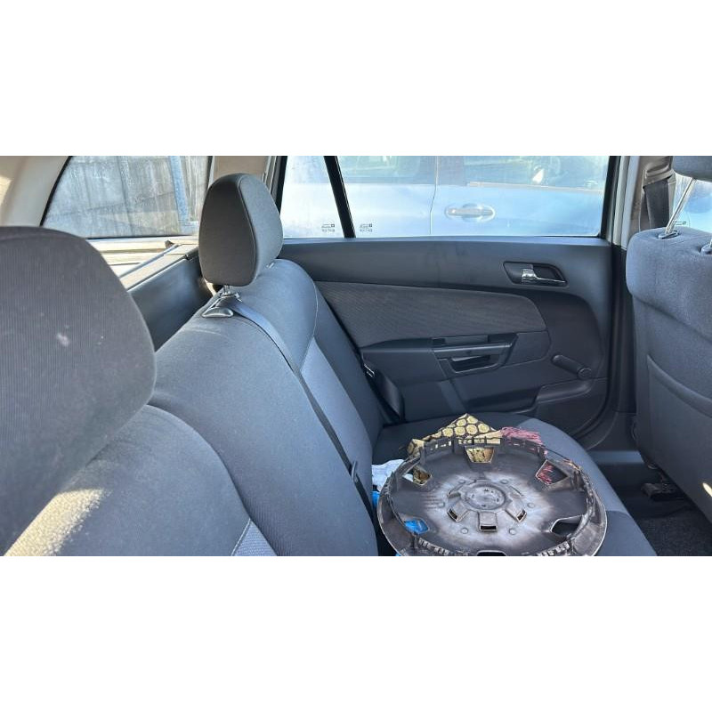 Moteur OPEL ASTRA H Photo n°13