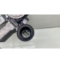 Leve vitre electrique avant droit TOYOTA YARIS 3
