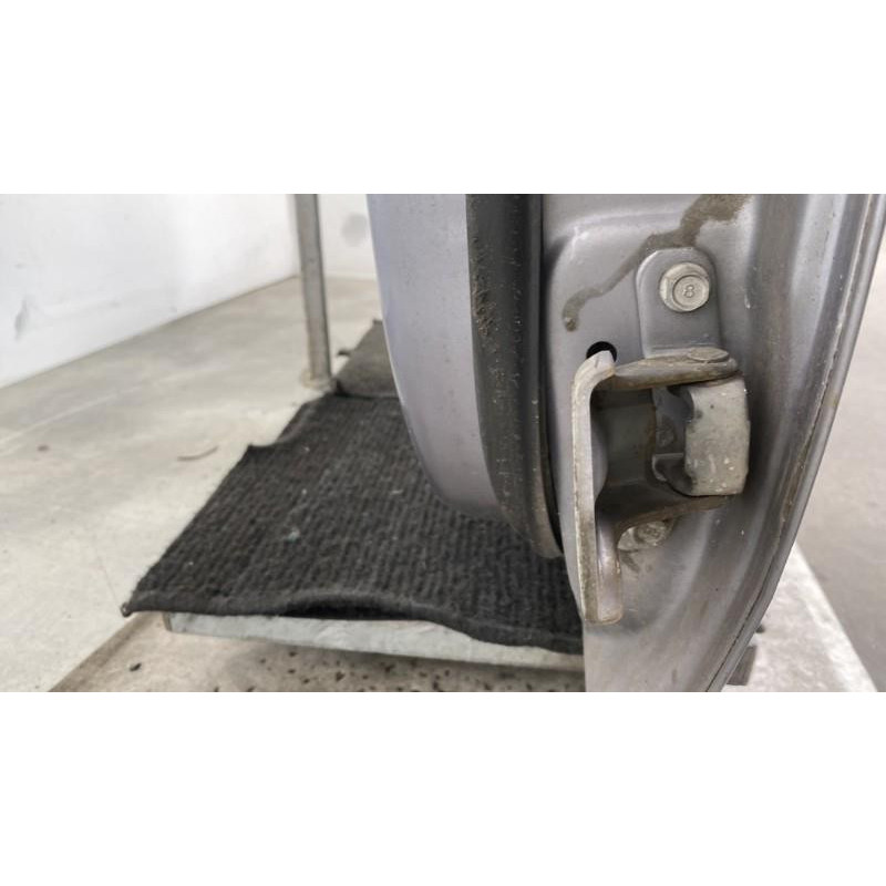 Porte avant gauche MAZDA MPV 2 Photo n°4