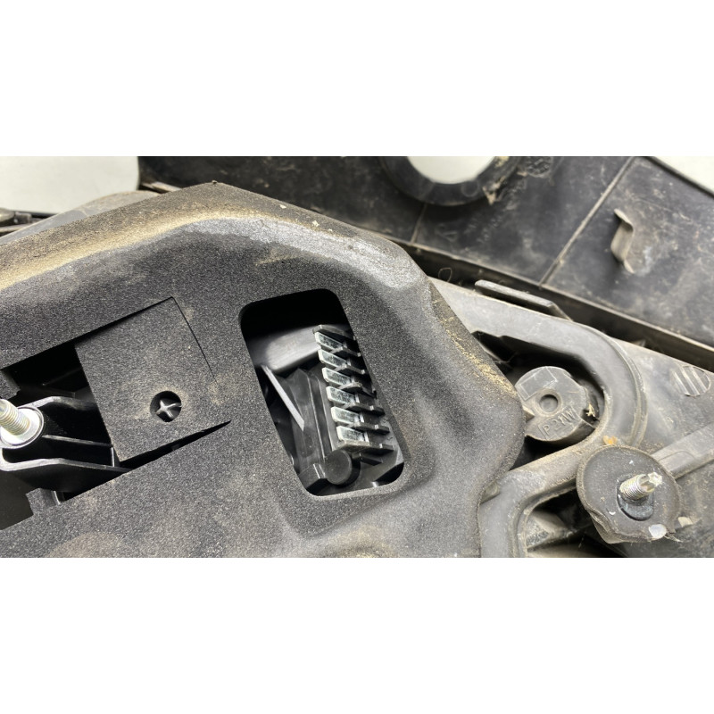 Feu arriere principal droit (feux) OPEL ASTRA H Photo n°3