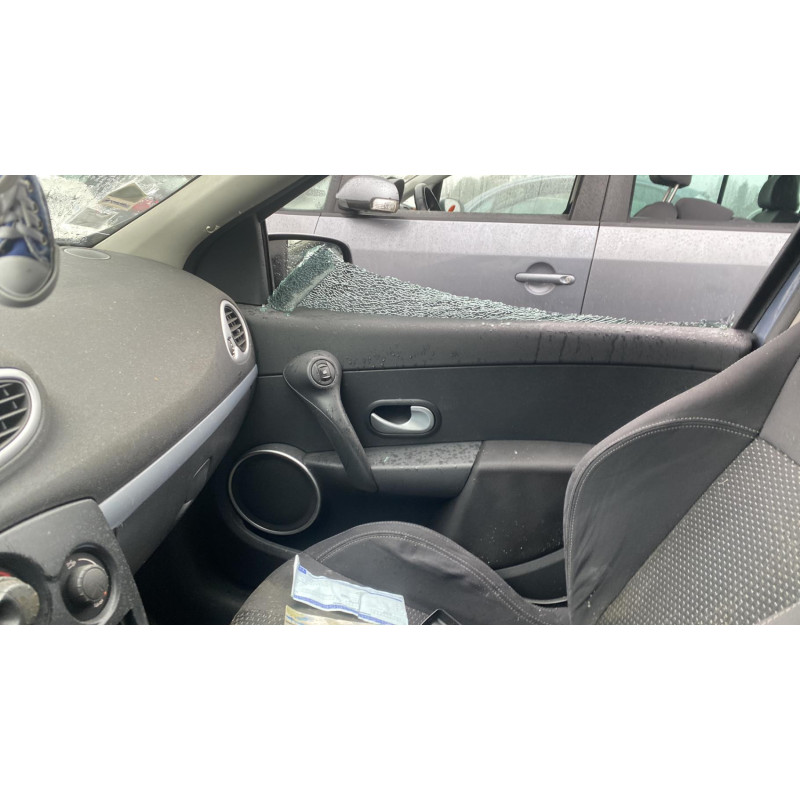 Serrure arriere gauche RENAULT CLIO 3 Photo n°6