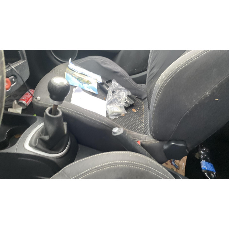 Verin de coffre RENAULT CLIO 3 Photo n°13