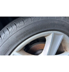 Serrure avant droit SKODA FABIA 1