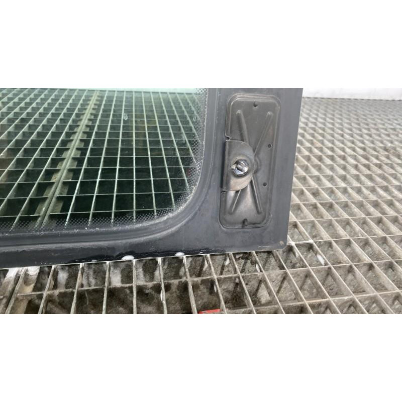 Custode arriere gauche MERCEDES VIANO 639 Photo n°1