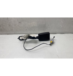 Attache ceinture avant droit PEUGEOT 208 1