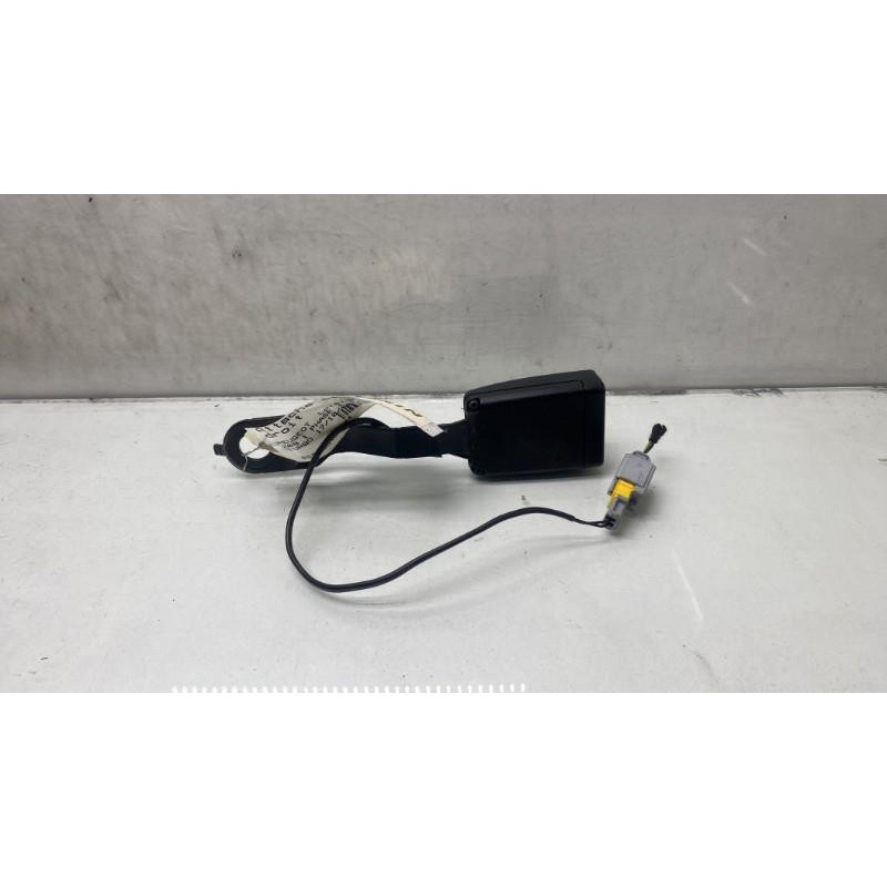 Attache ceinture avant droit PEUGEOT 208 1 Photo n°3