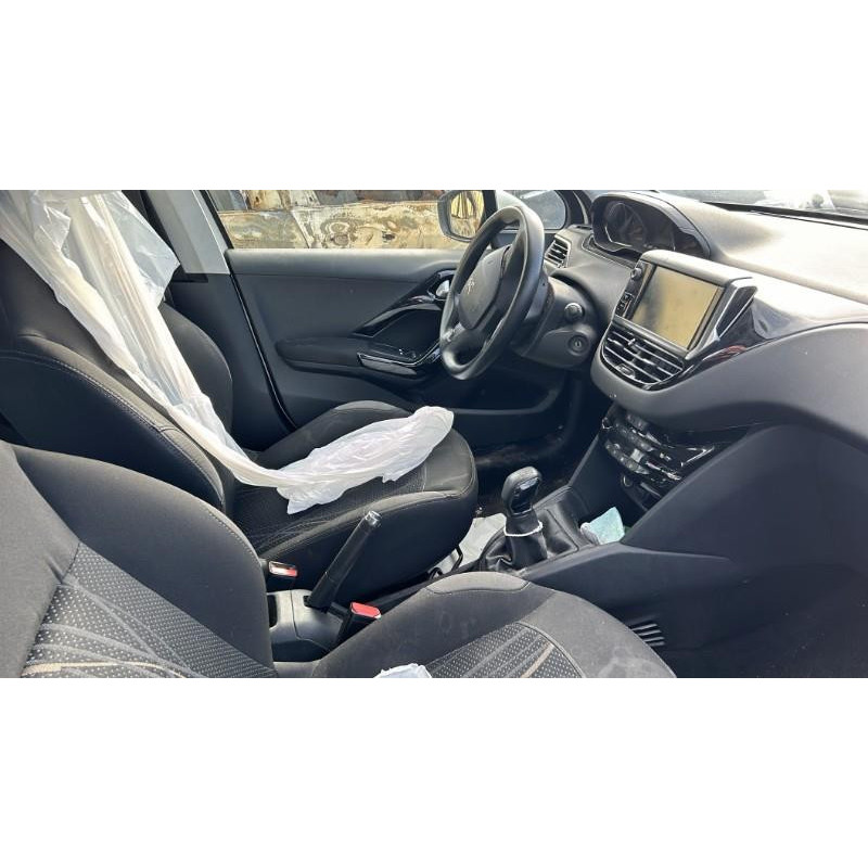Attache ceinture avant droit PEUGEOT 208 1 Photo n°5